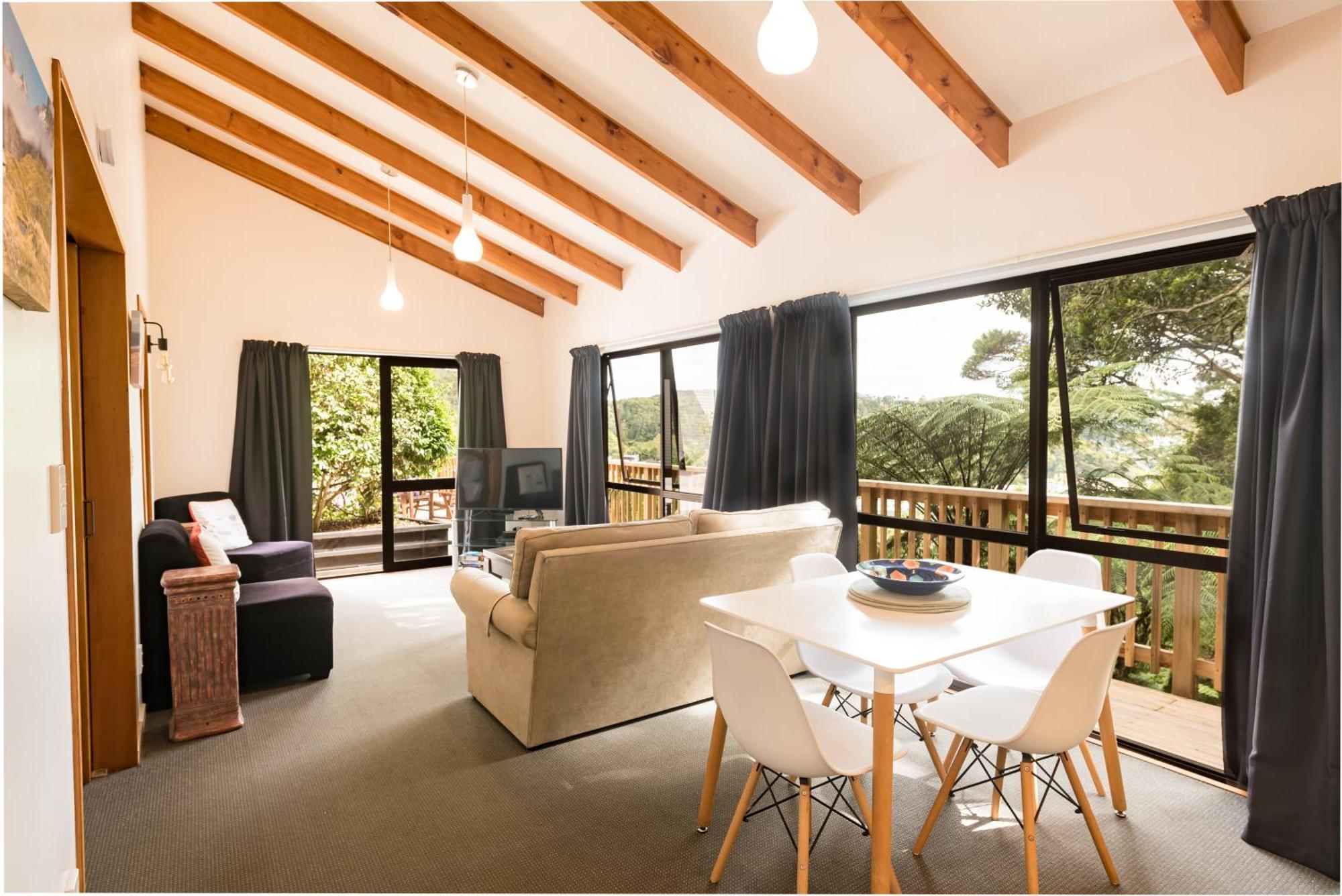 Allure Apartment *